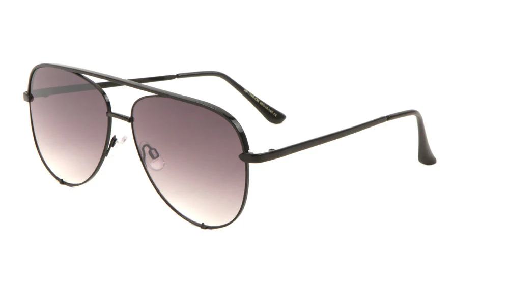 Fashionable Sunglasses with Pointed Metal Temples and Color Mirror Lenses